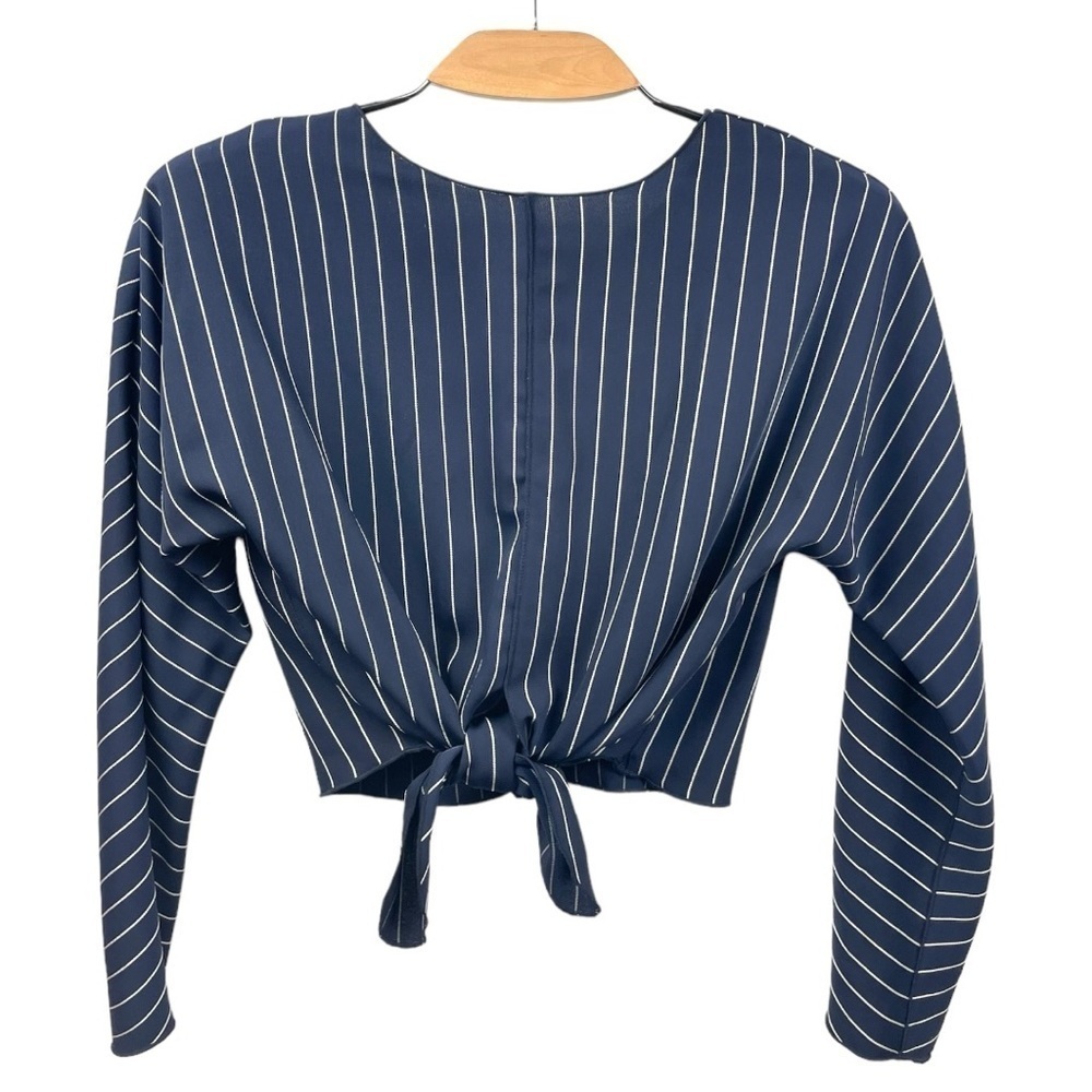 Babaton Abasi Navy Pinstriped Tie Front Cropped Blouse Size XS - Picture 4 of 9